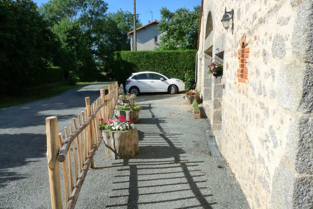 La Grange Aux Oiseaux Hotell Saint-Mesmin  Exteriör bild